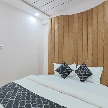 Hotel Monville Group วาโดดารา ภายนอก รูปภาพ