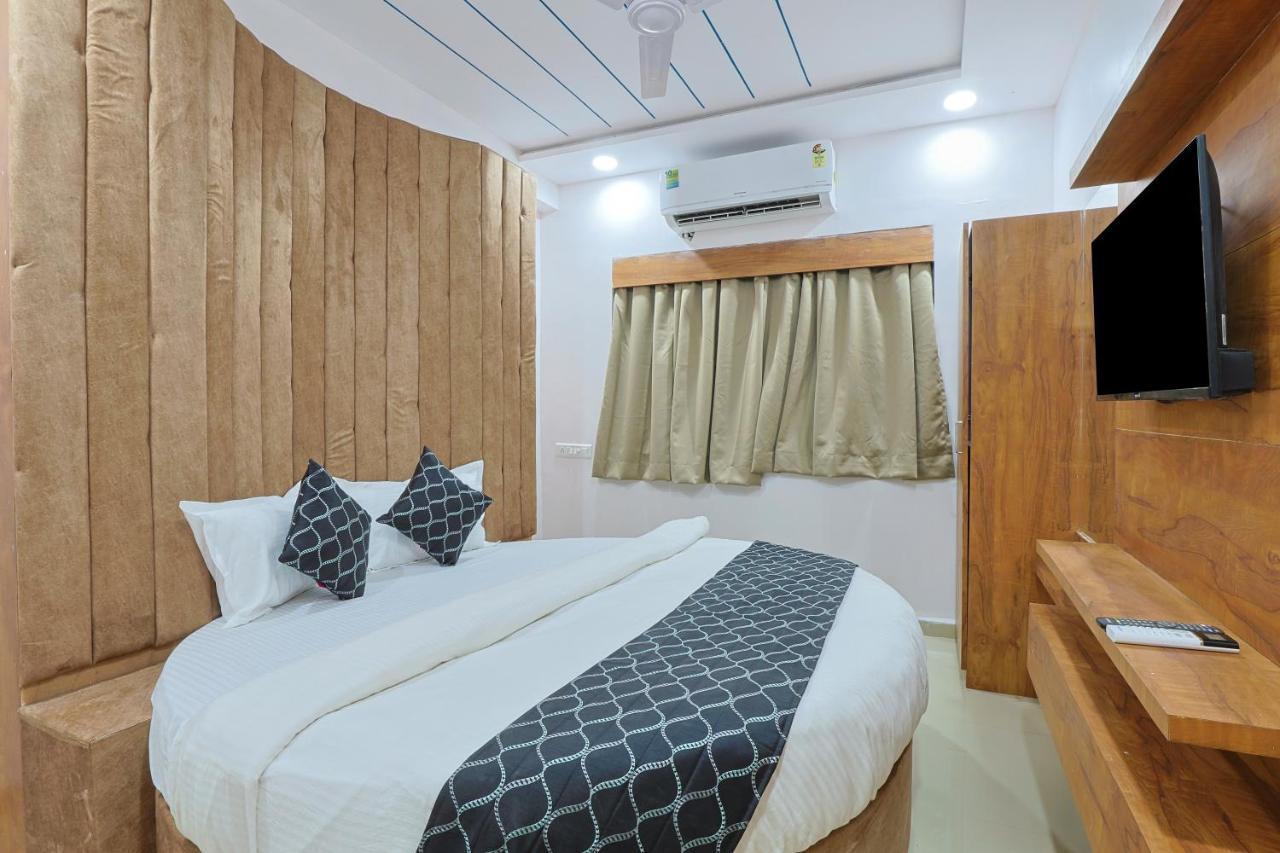 Hotel Monville Group วาโดดารา ภายนอก รูปภาพ