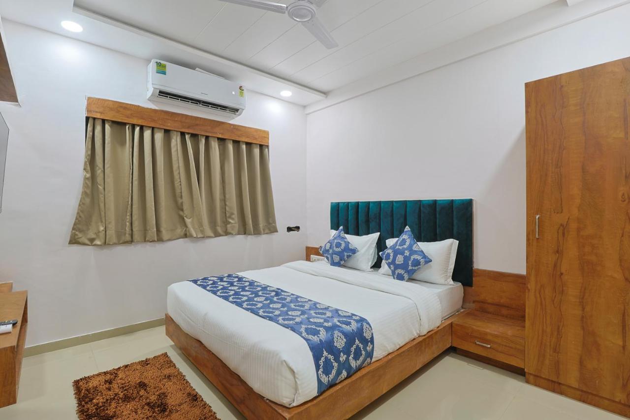 Hotel Monville Group วาโดดารา ภายนอก รูปภาพ