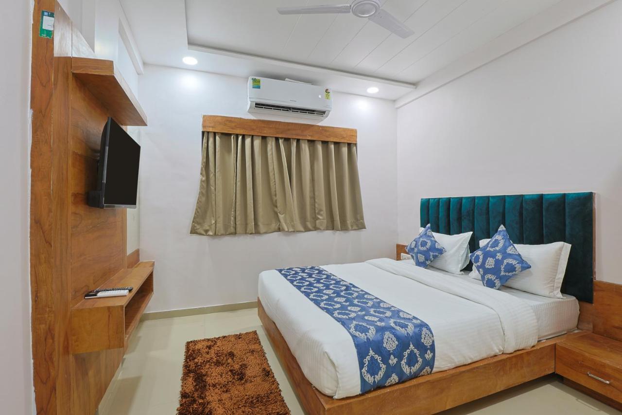 Hotel Monville Group วาโดดารา ภายนอก รูปภาพ