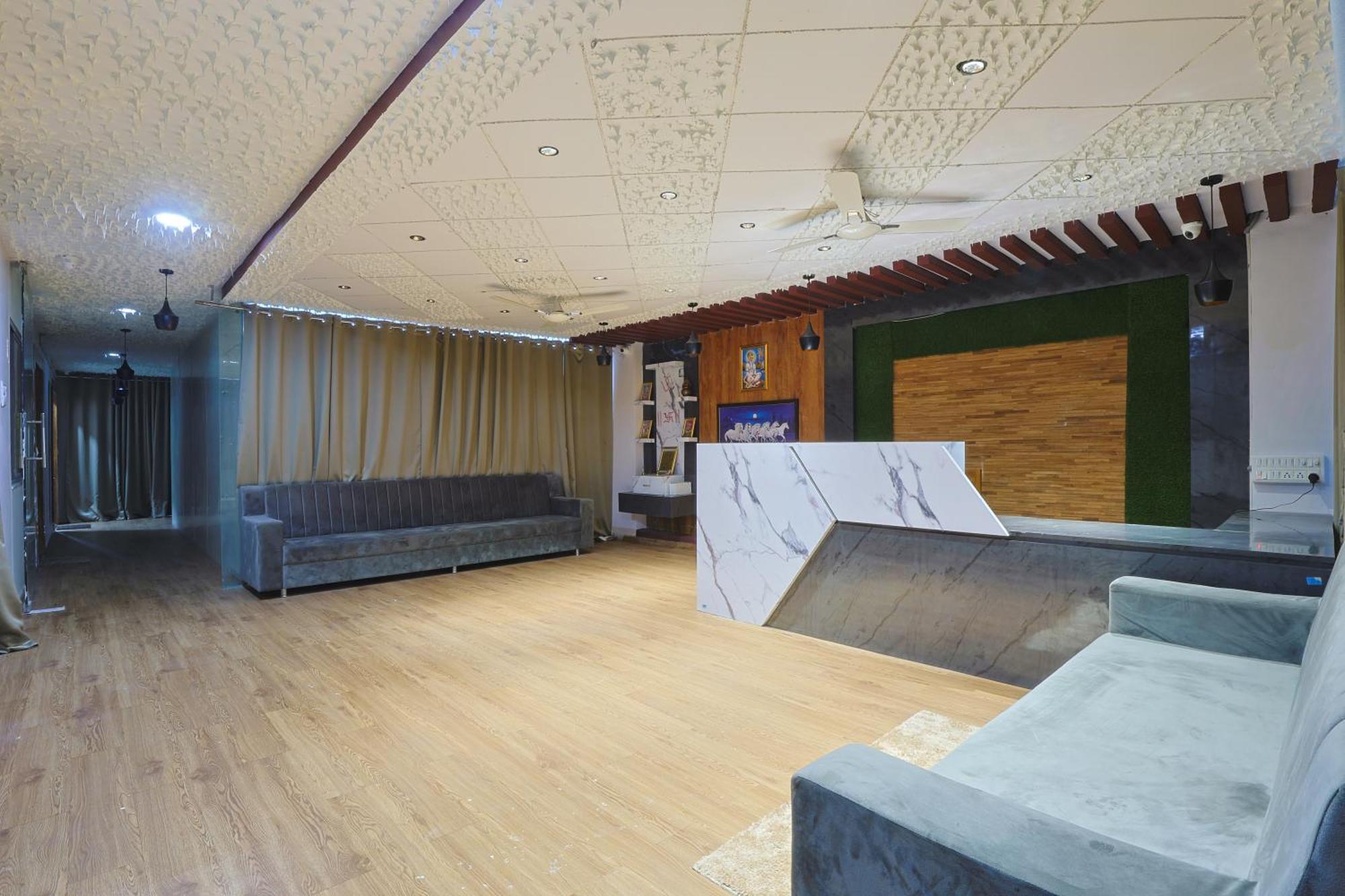 Hotel Monville Group วาโดดารา ภายนอก รูปภาพ